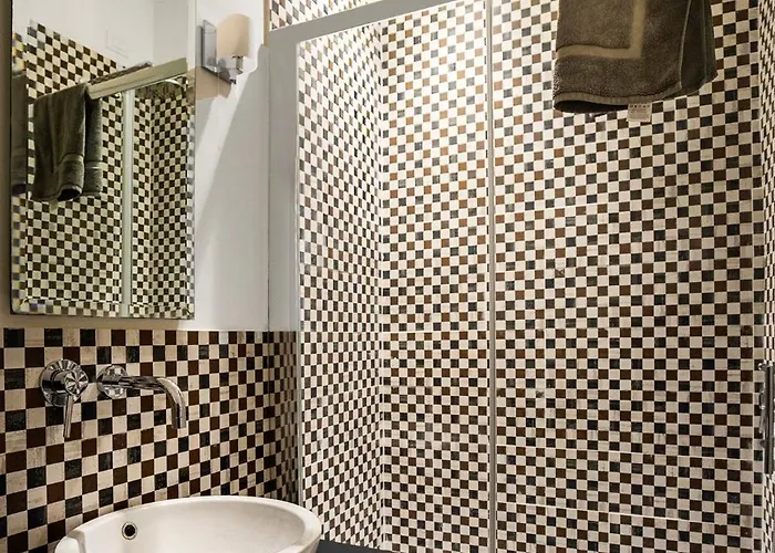 Guesthost - Design & Relax In * Perugia