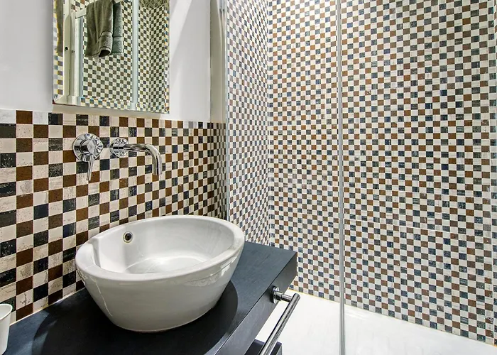 Apartamento Guesthost - Design & Relax In *